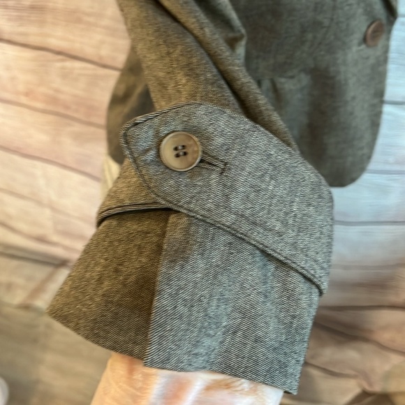 Club Monaco Cropped Blazer Peplum Wool Blend Ruffled Epaulets One Button Size 2 - Picture 4 of 9